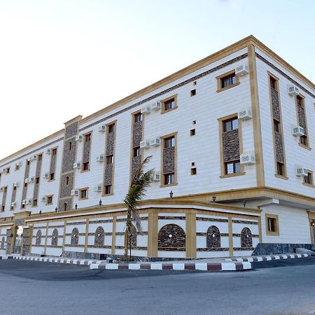 Marina Hotel Rayyis Exterior foto