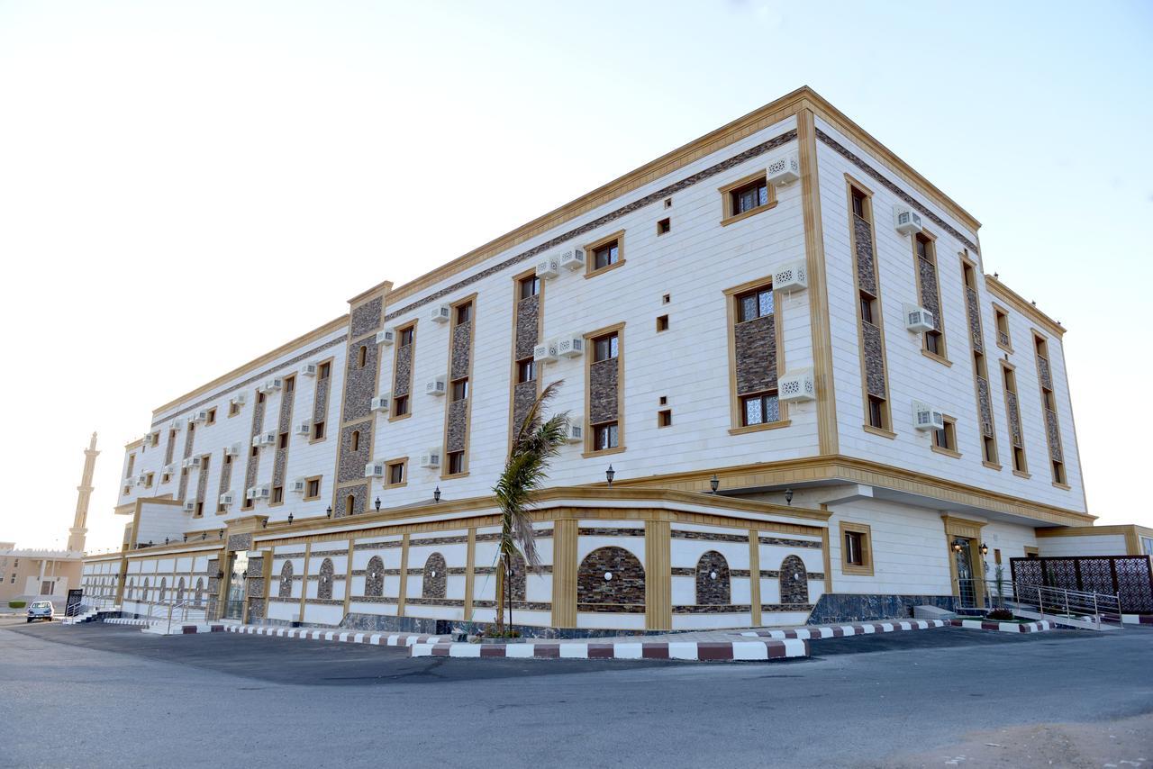 Marina Hotel Rayyis Exterior foto